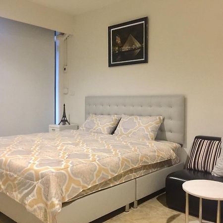 Hostel 108Beds Si Racha Zewnętrze zdjęcie