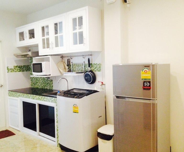Hostel 108Beds Si Racha Zewnętrze zdjęcie